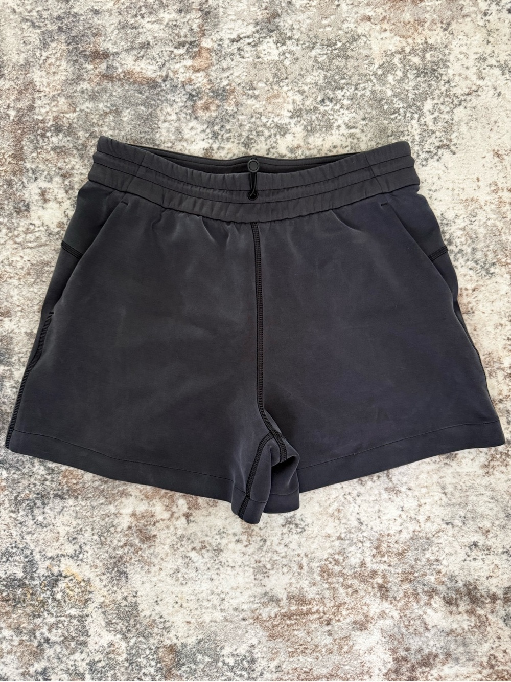 Lululemon Women's Softstreme High-Rise Short 4”